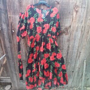 Shein Womens Sz 1XL Black Red Rose Print Hi Low Elastic Waist Belt Tie Pullover